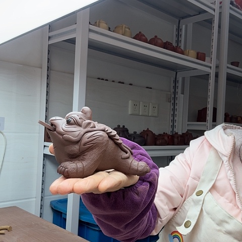 紫泥金蟾茶宠茶宠