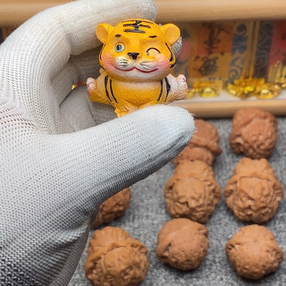 酒***神吊坠文玩核桃小老虎