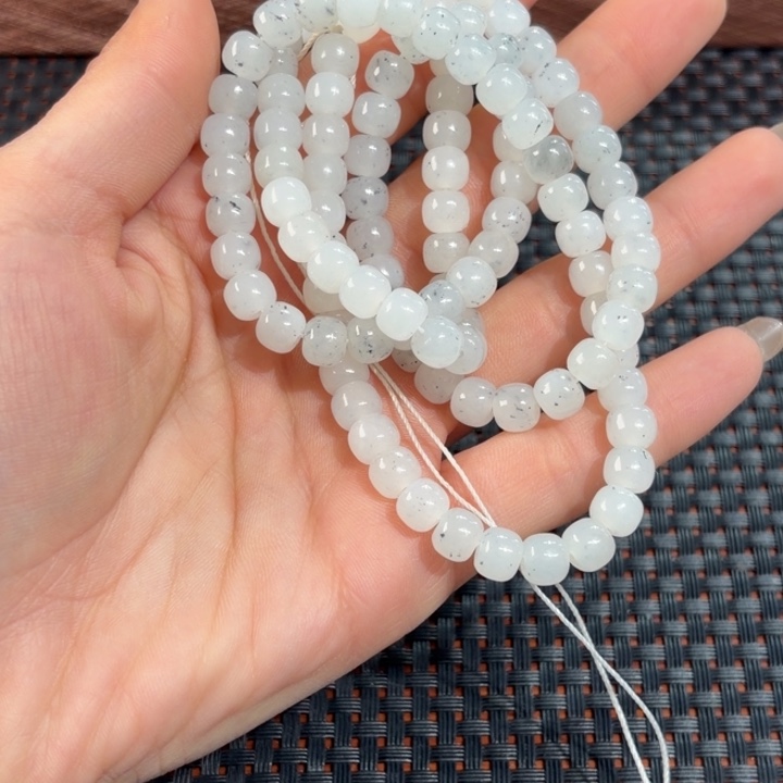 和田玉（糖玉）未镶嵌手链