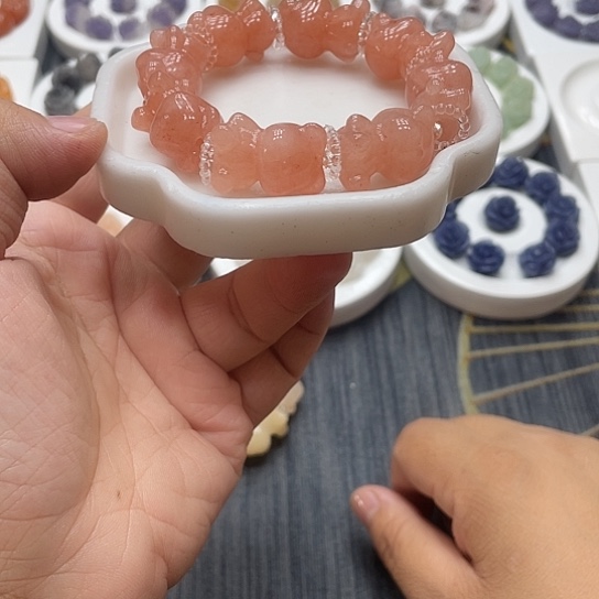 石英质玉（非洲翠）合金手串