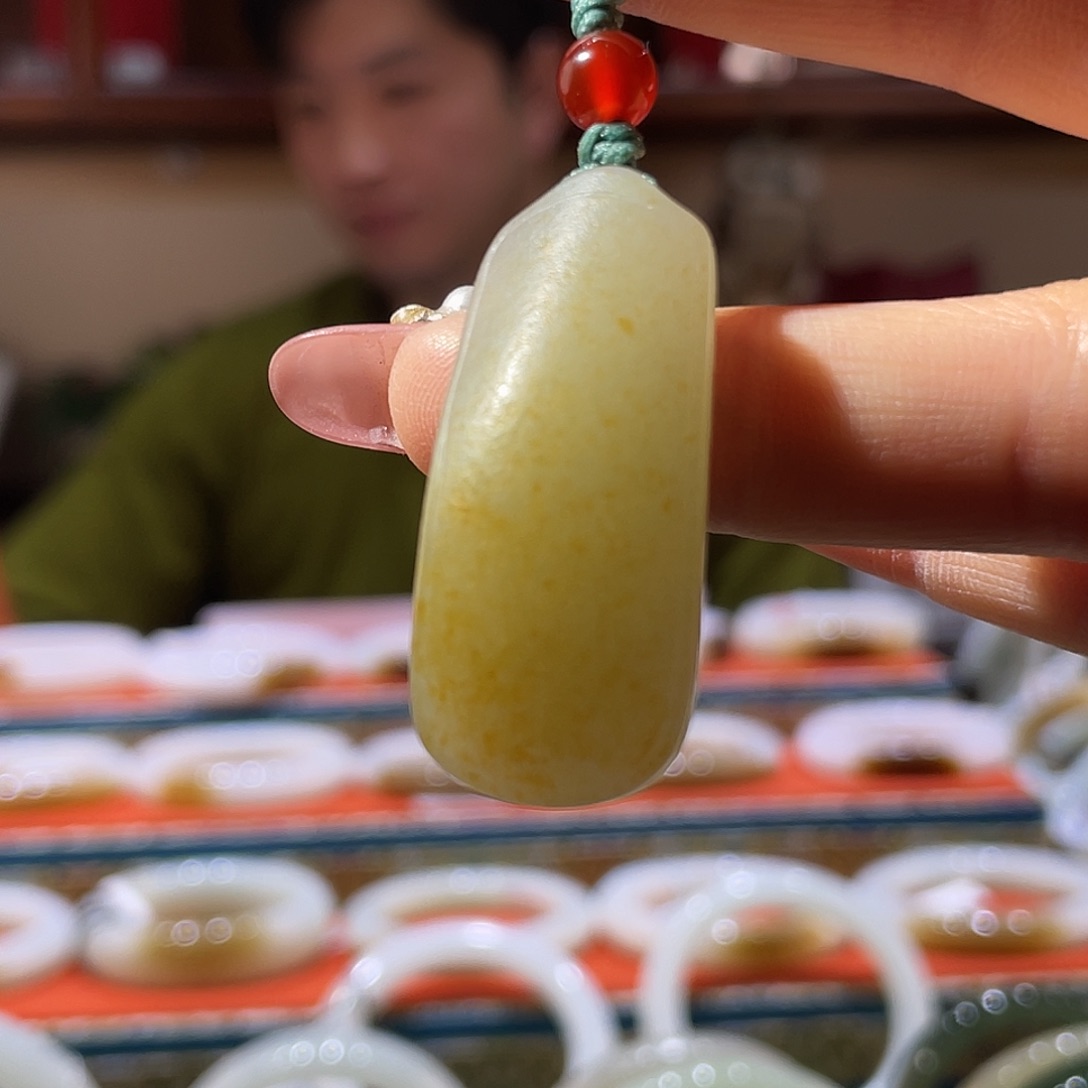 和田玉（子料）未镶嵌颈饰