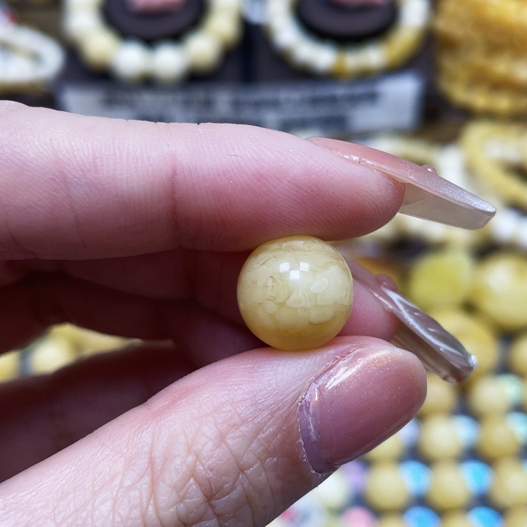 琥珀珠宝奇石未镶嵌12.5mm微瑕