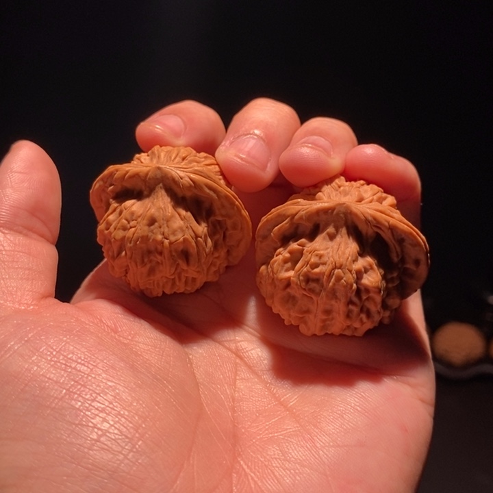 核桃37-35-33 天地