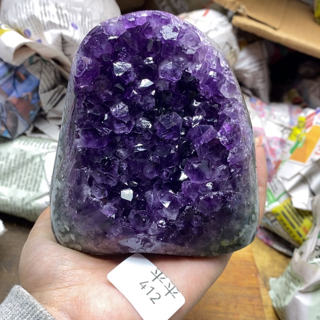 紫晶乌拉圭未镶嵌