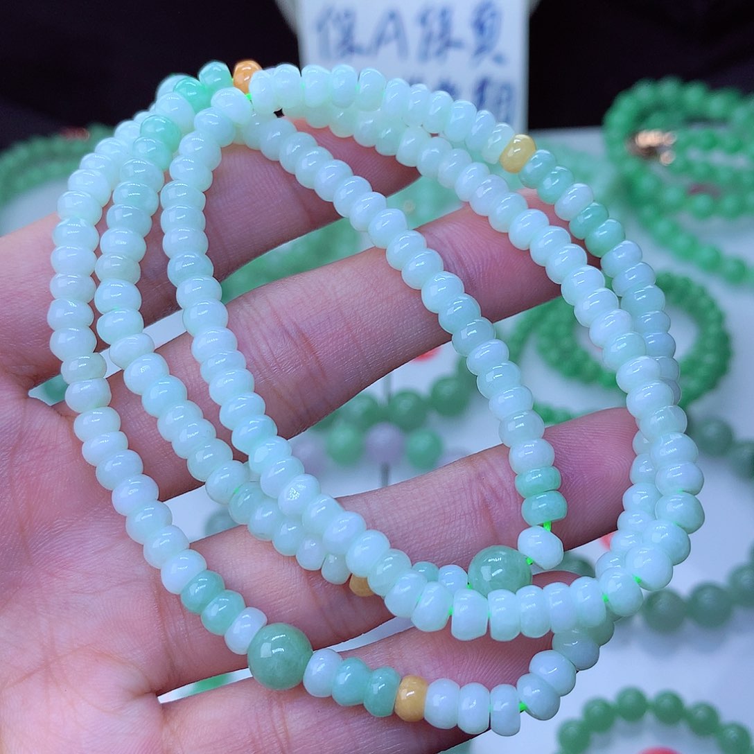 翡翠毛衣链未镶嵌