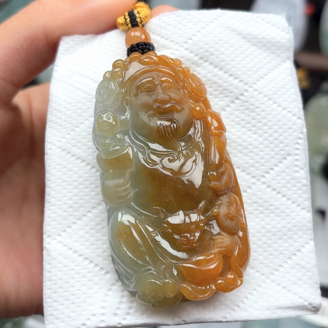 翡翠未镶嵌颈饰财神