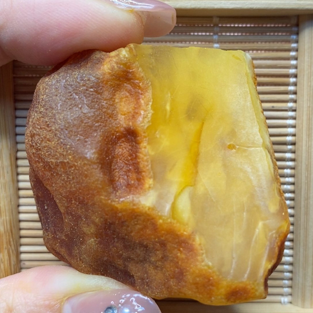 定制琥珀未镶嵌陈