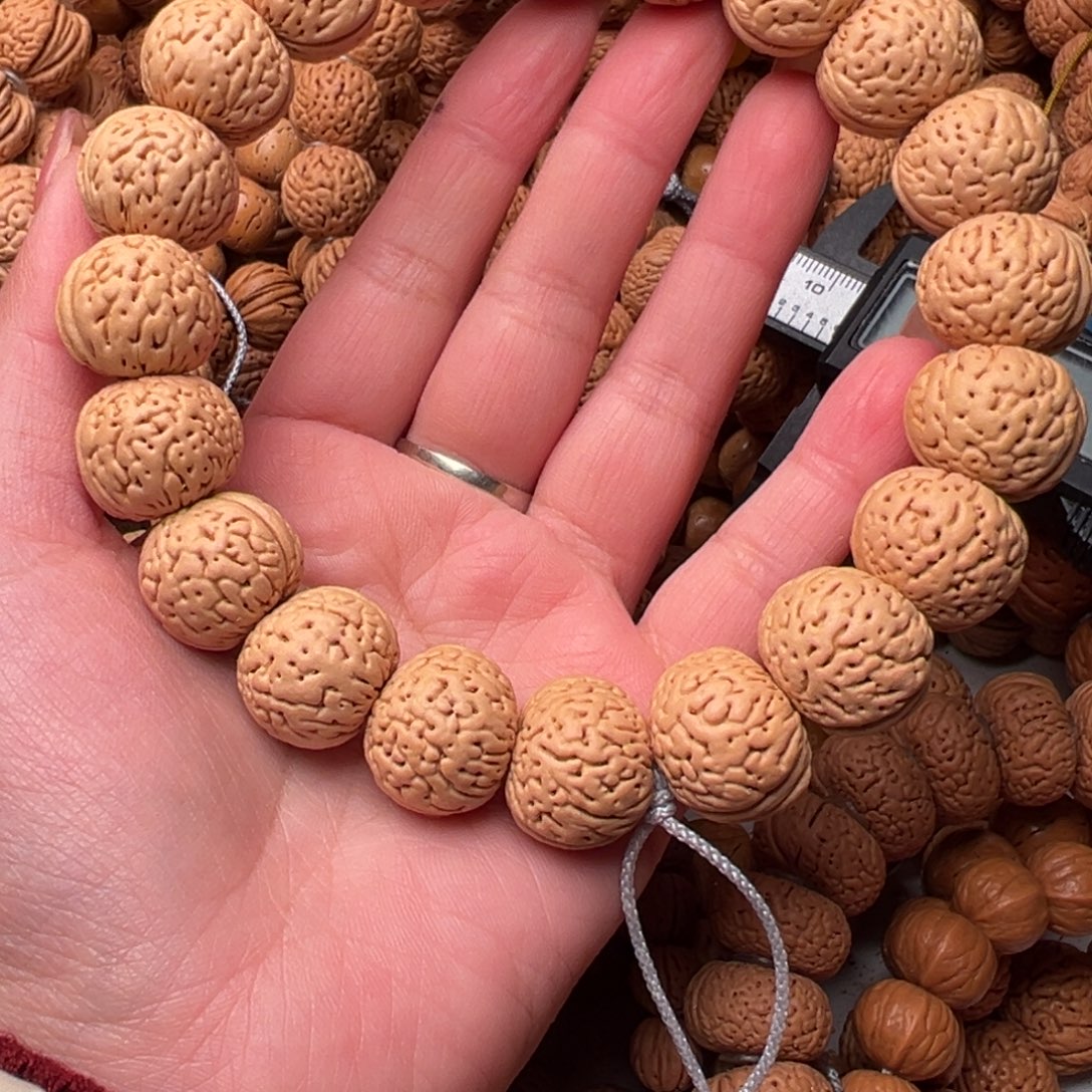 18-19尺寸苹果圆桃核手持