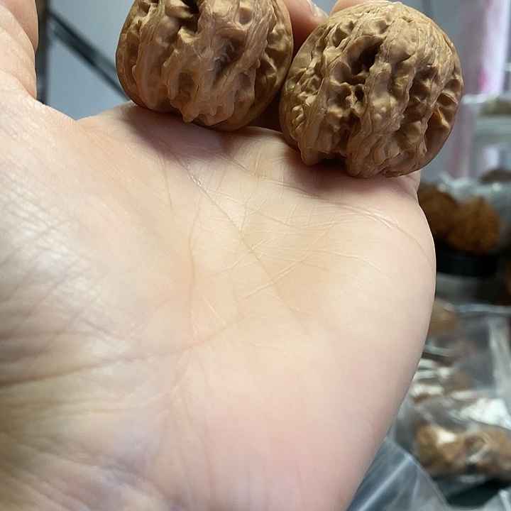 把件文玩核桃41平谷方块刀疤纹