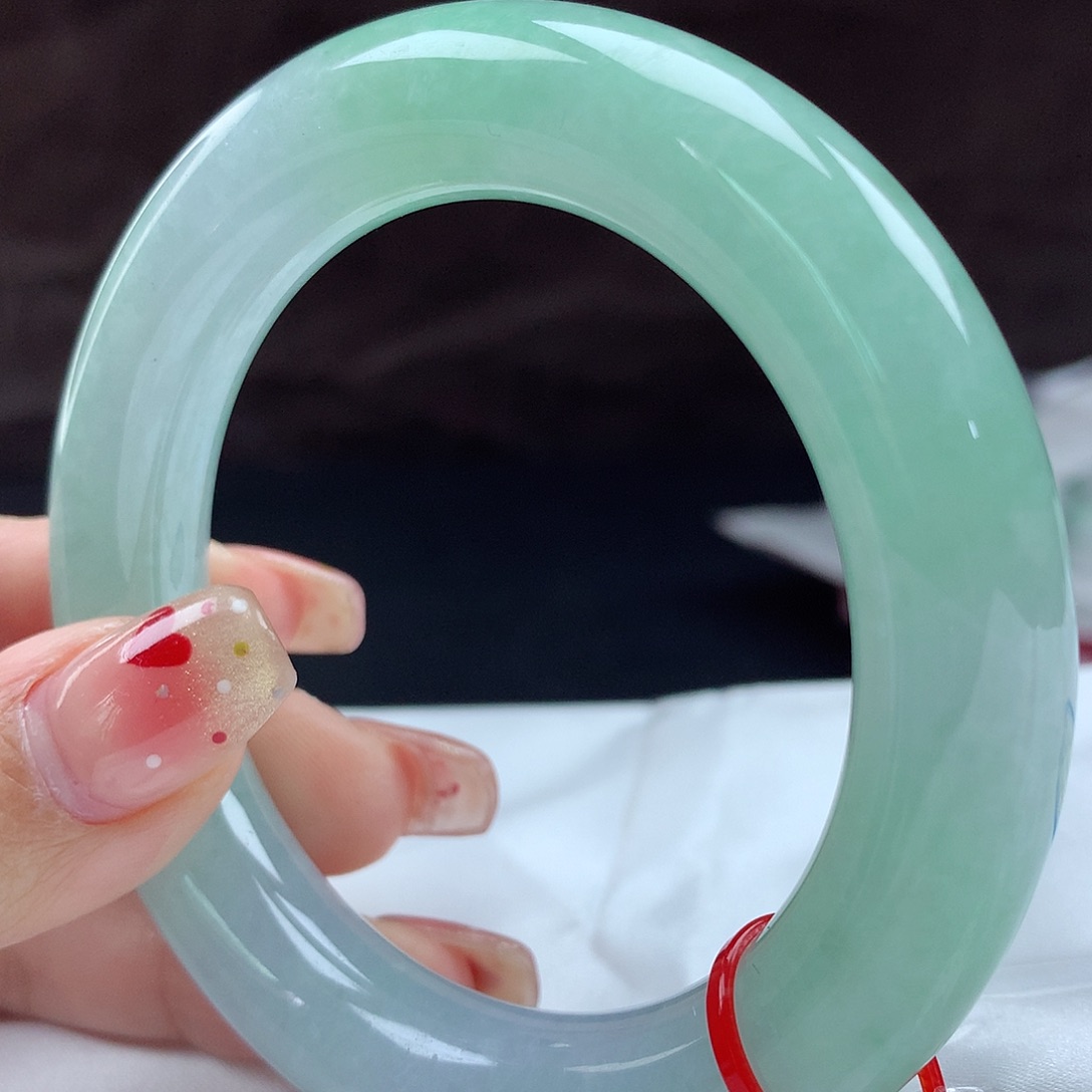 翡翠手镯未镶嵌96616，