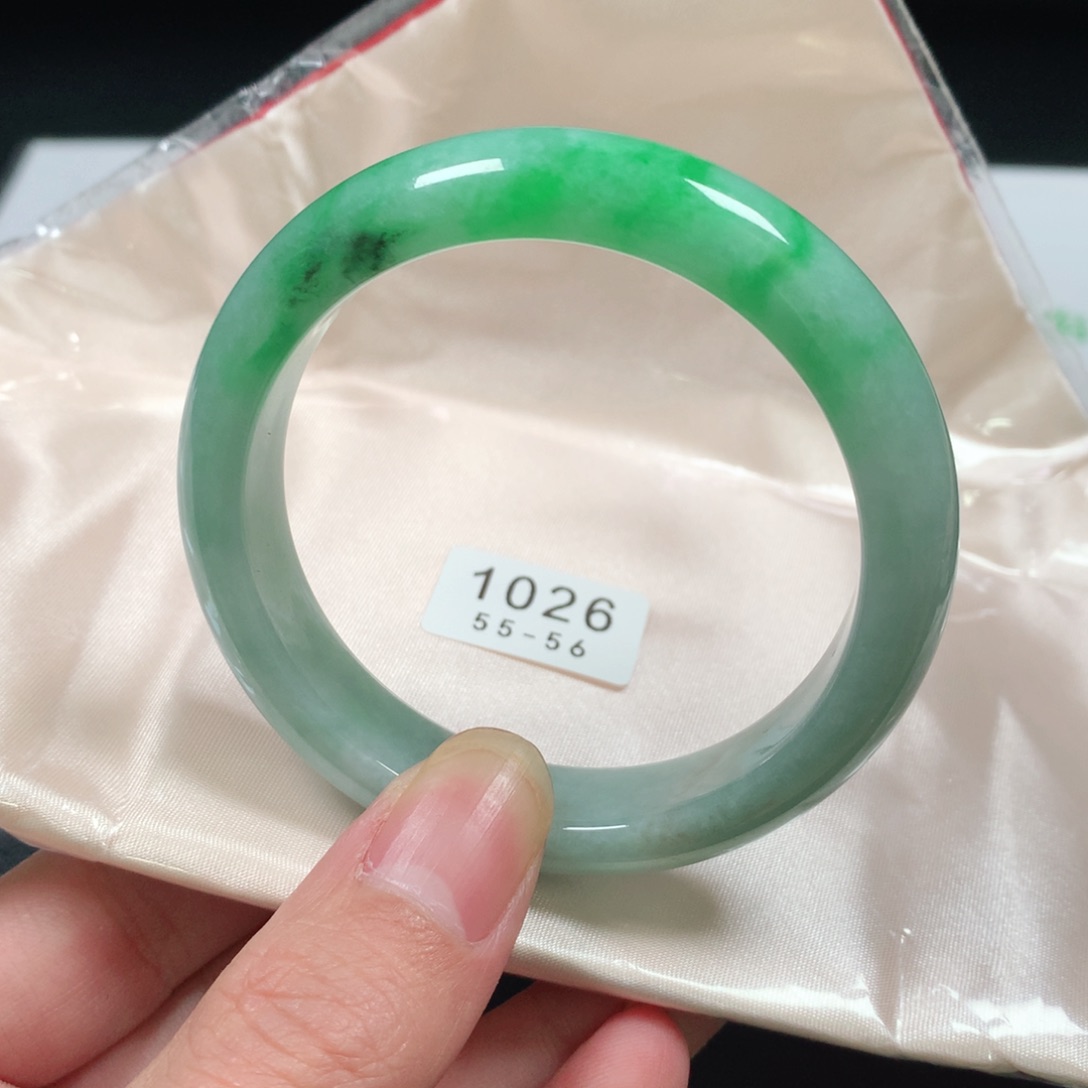 翡翠手镯未镶嵌编号1026