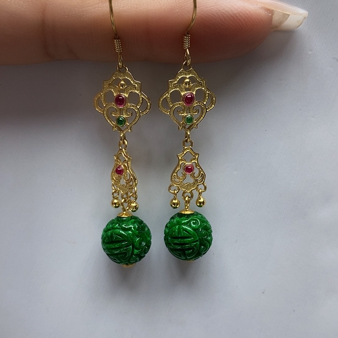 翡翠耳饰未镶嵌天然