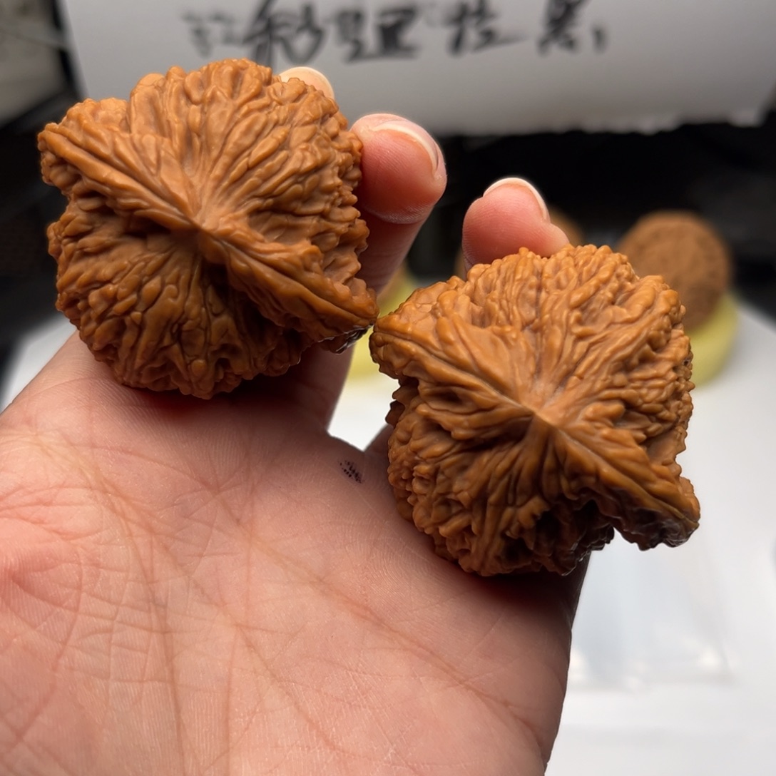 吊坠文玩核桃南疆47