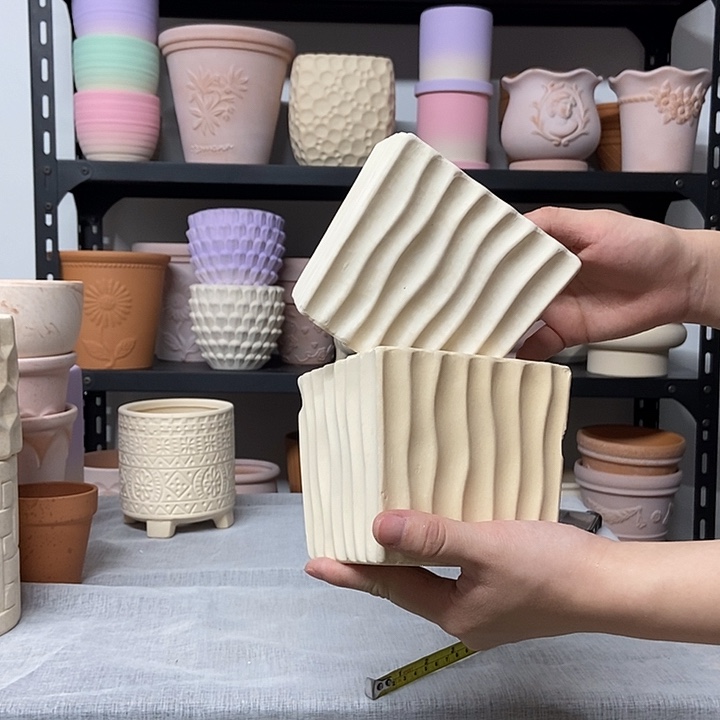 11×10白陶波浪方盆2个