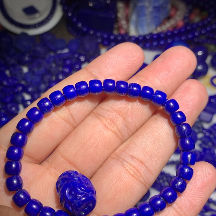 一***标青金石未镶嵌直切手串