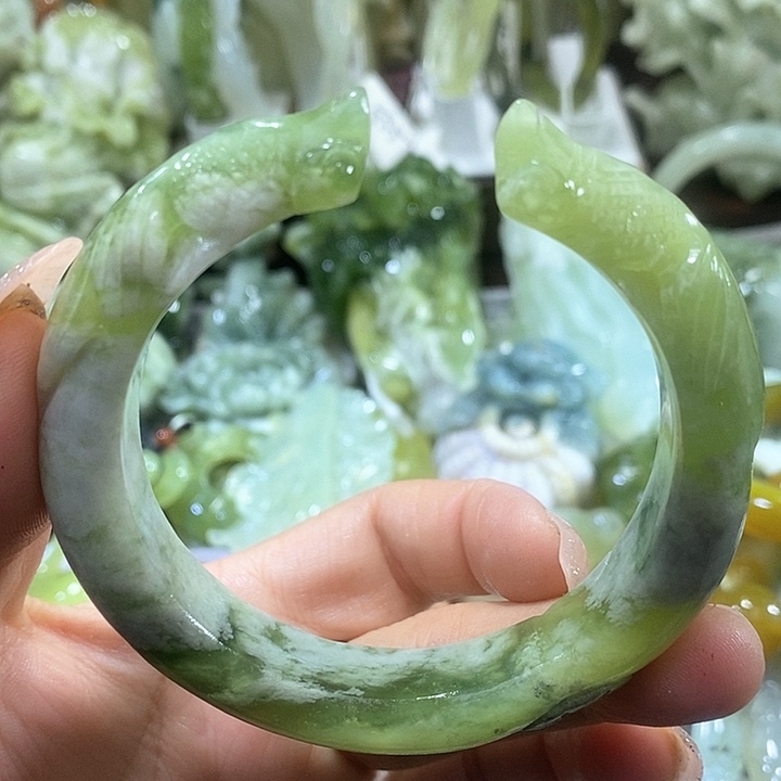 岫玉岫玉手镯未镶嵌