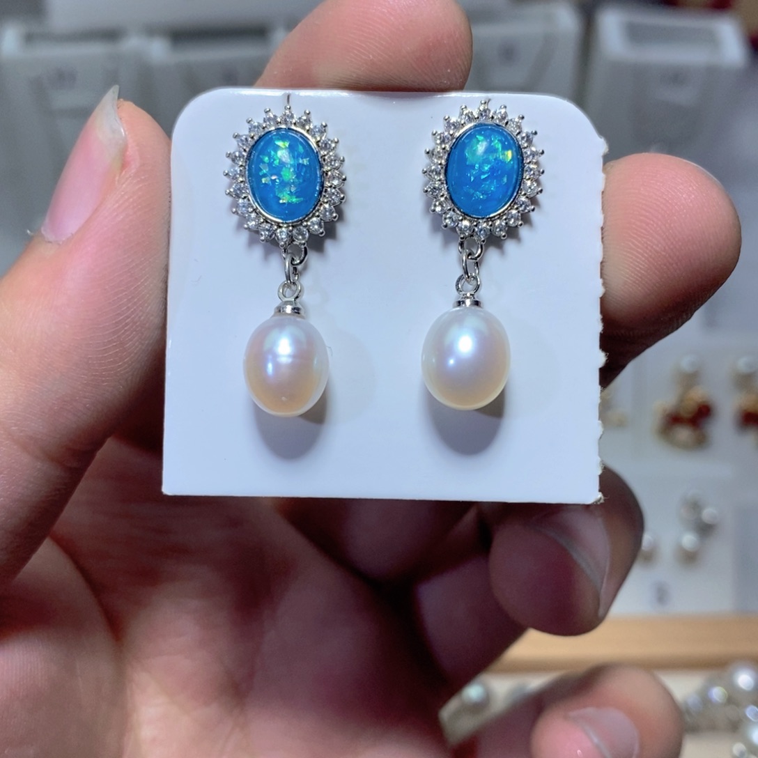 银S925镶嵌耳饰淡水珍珠