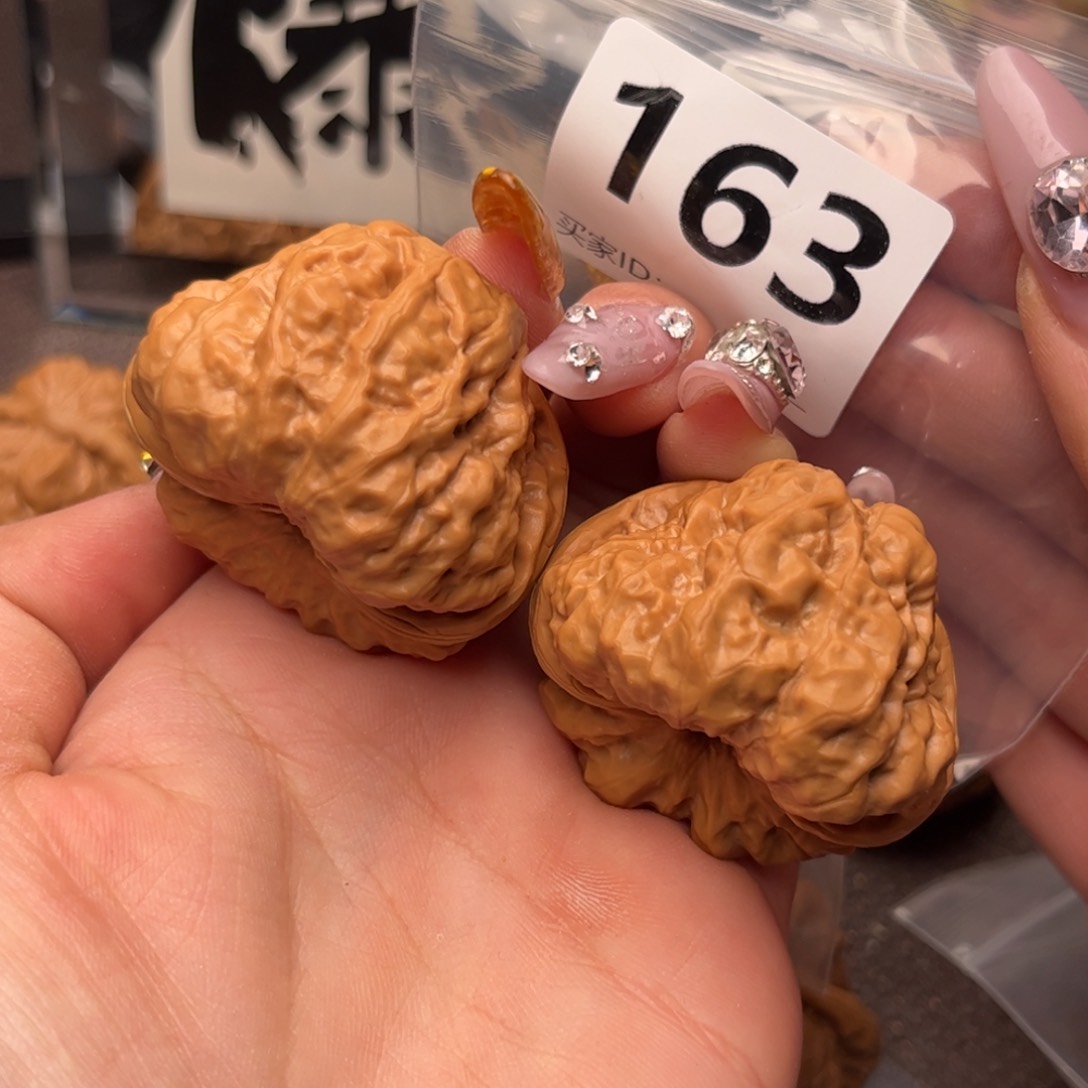 文玩核桃把件蛙饼43