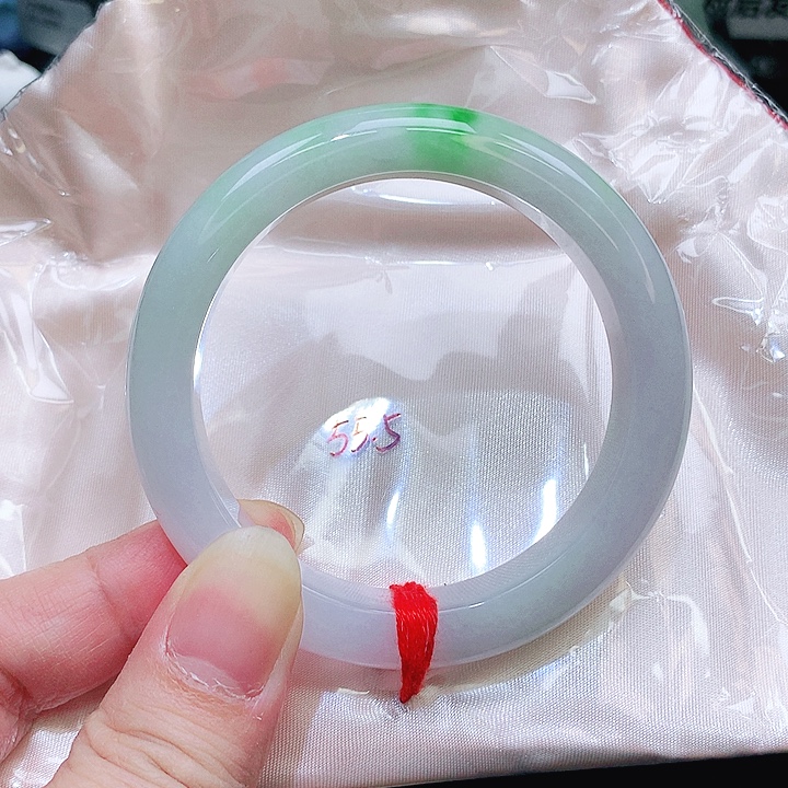 翡翠未镶嵌手镯365