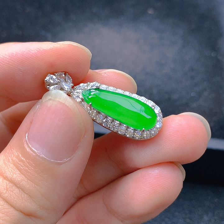 翡翠银S925镶嵌颈饰