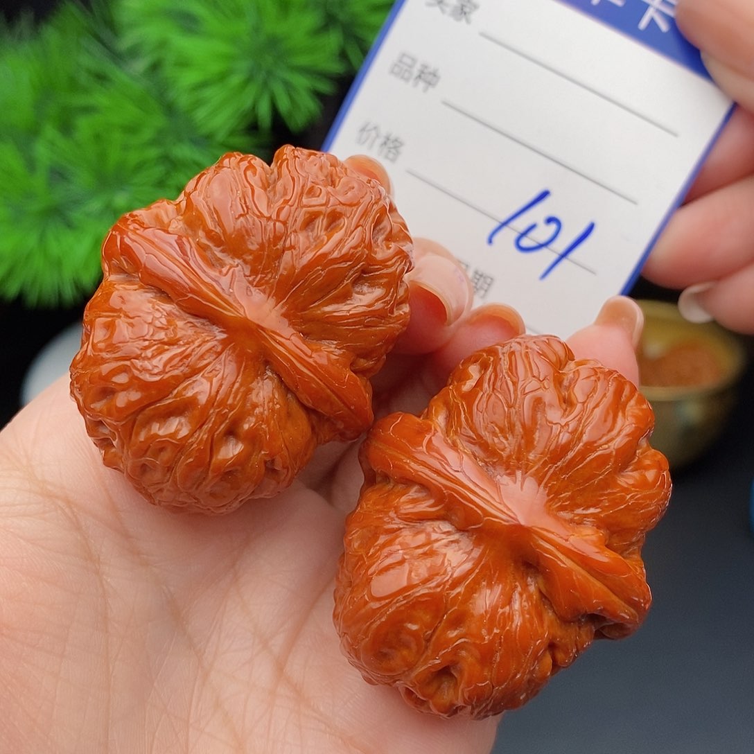 文玩核桃把件無*45元宝101