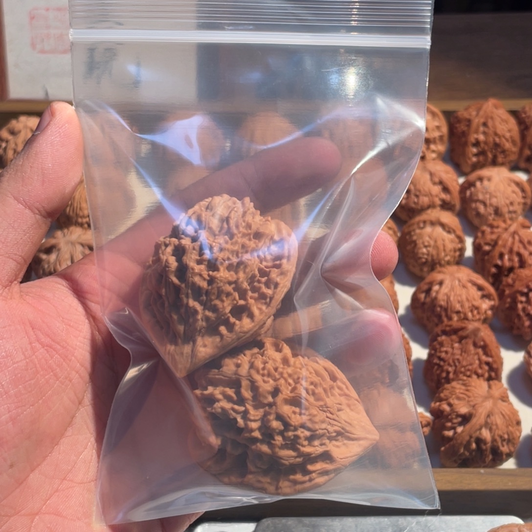 ㅤ***`45官帽全品文玩核桃