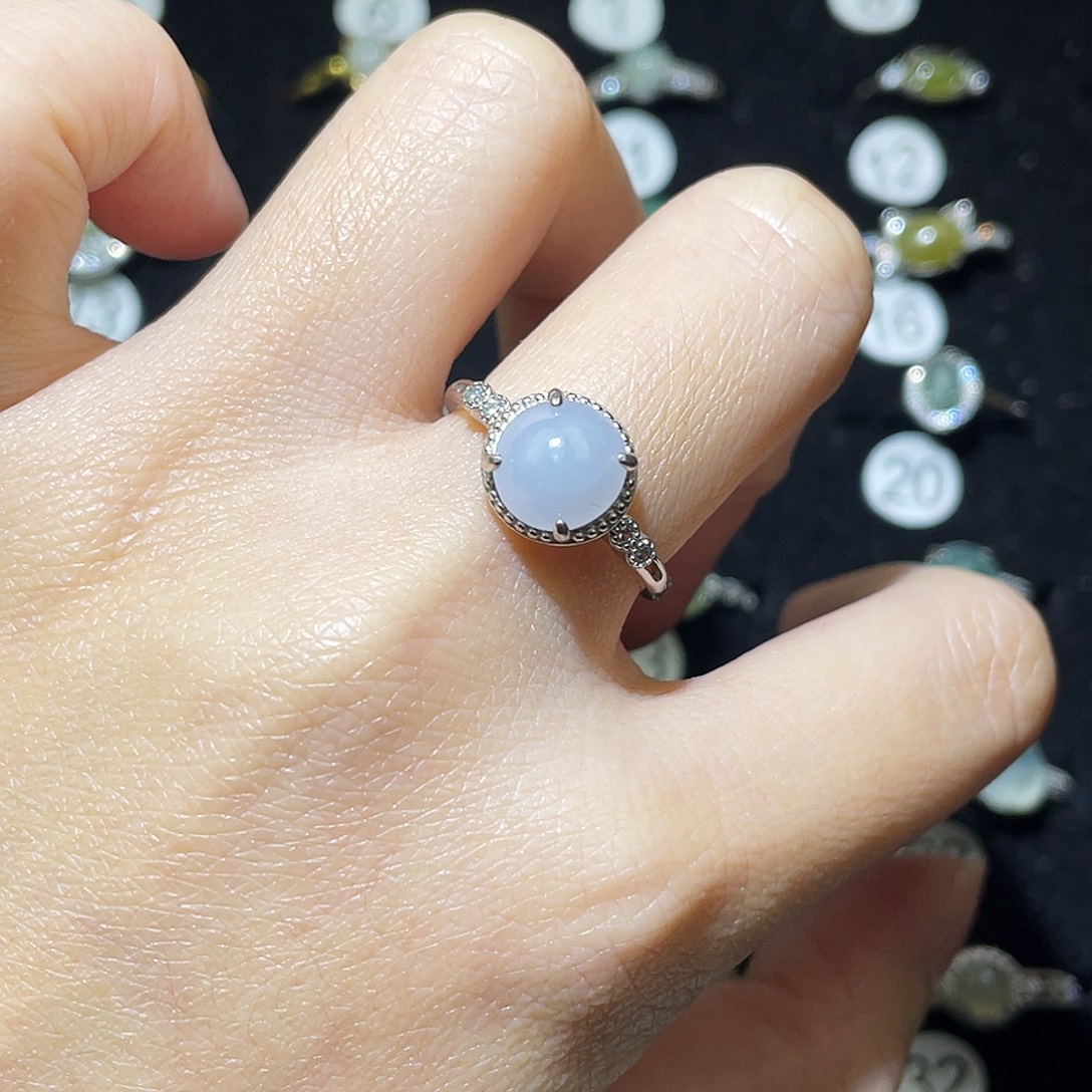 翡翠未镶嵌戒指戒指