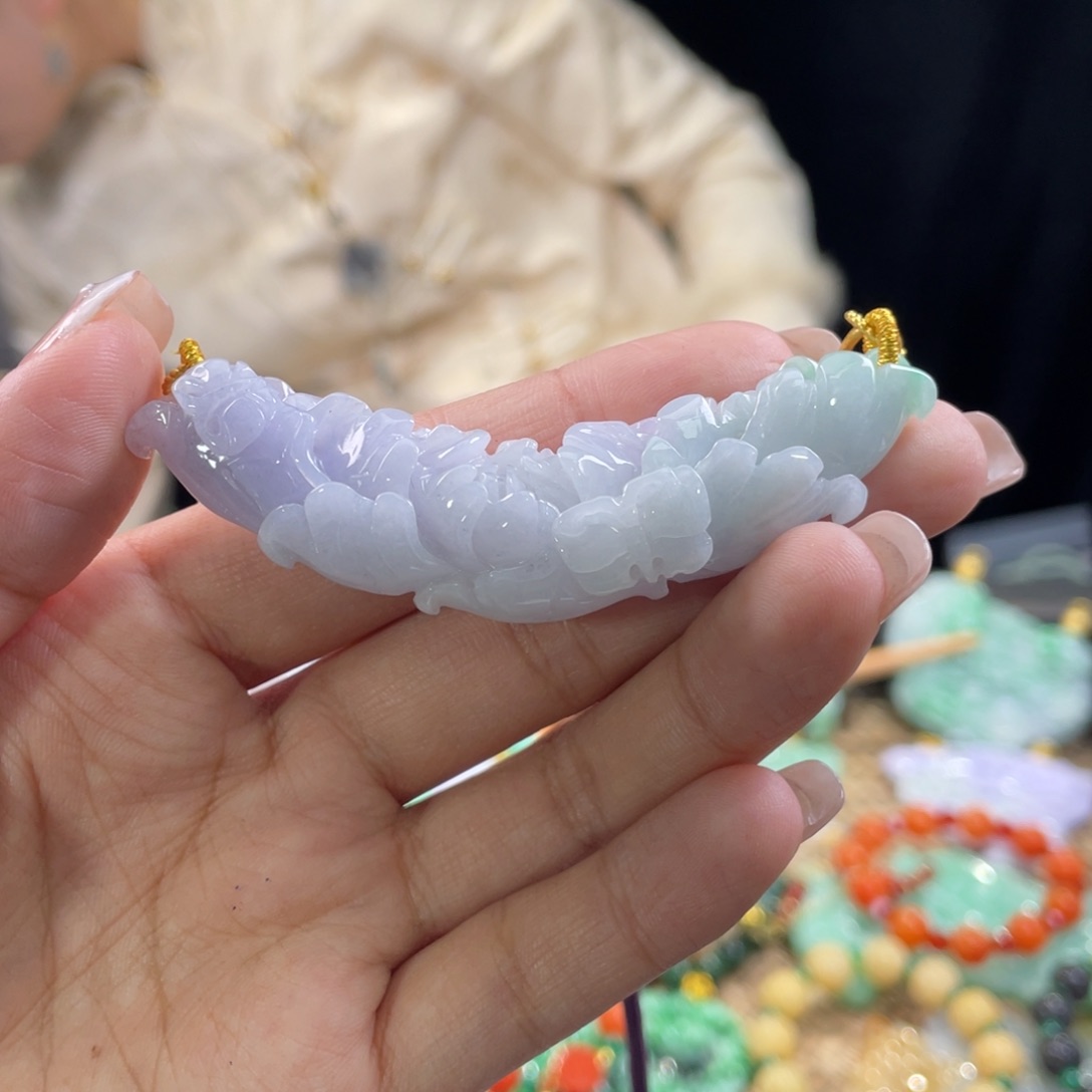 翡翠颈饰未镶嵌代编织