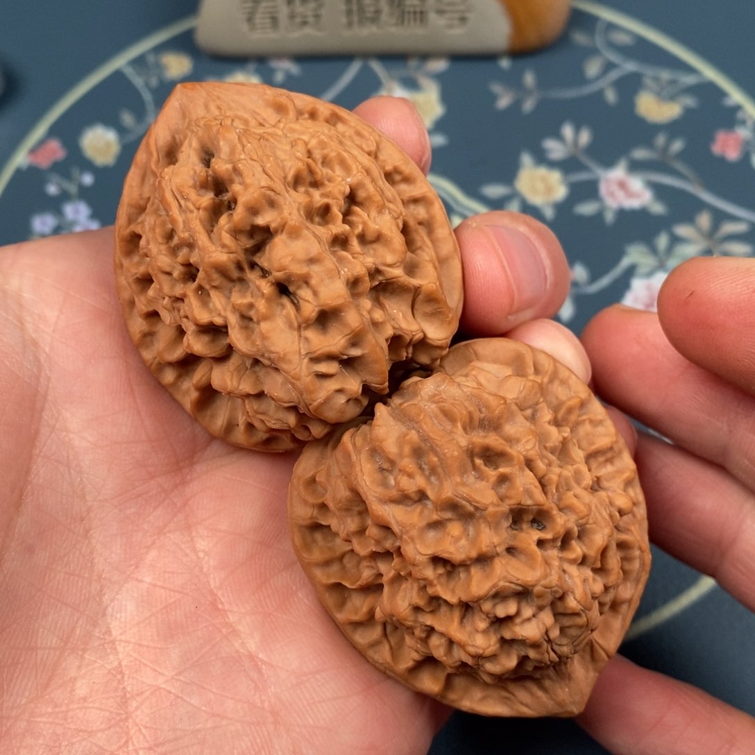 文玩核桃吊坠44原桩官帽，精配，51克，0285