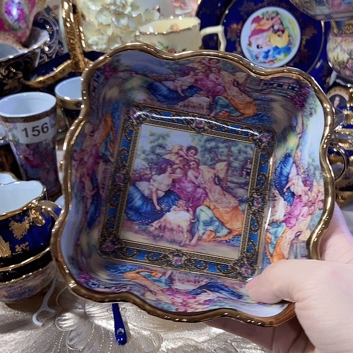 瓷片微瑕……………………………………