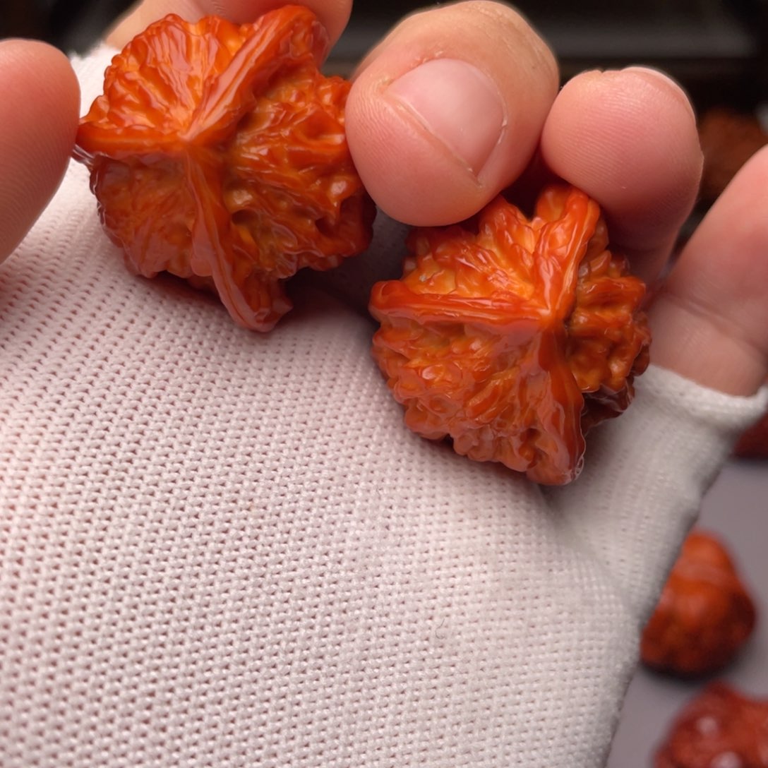 文玩核桃把件三棱31