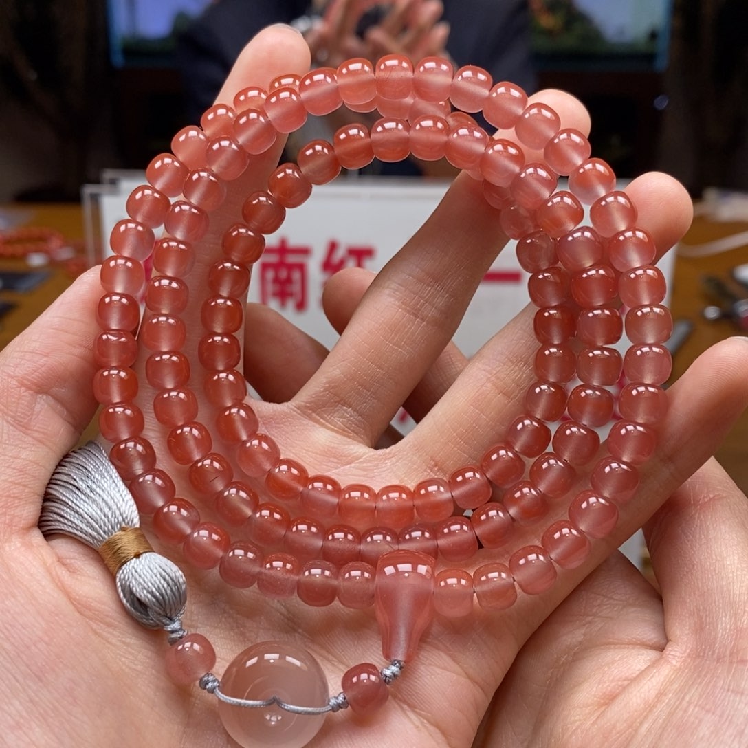 南红玛瑙串未镶嵌7.1mm冰红粉108