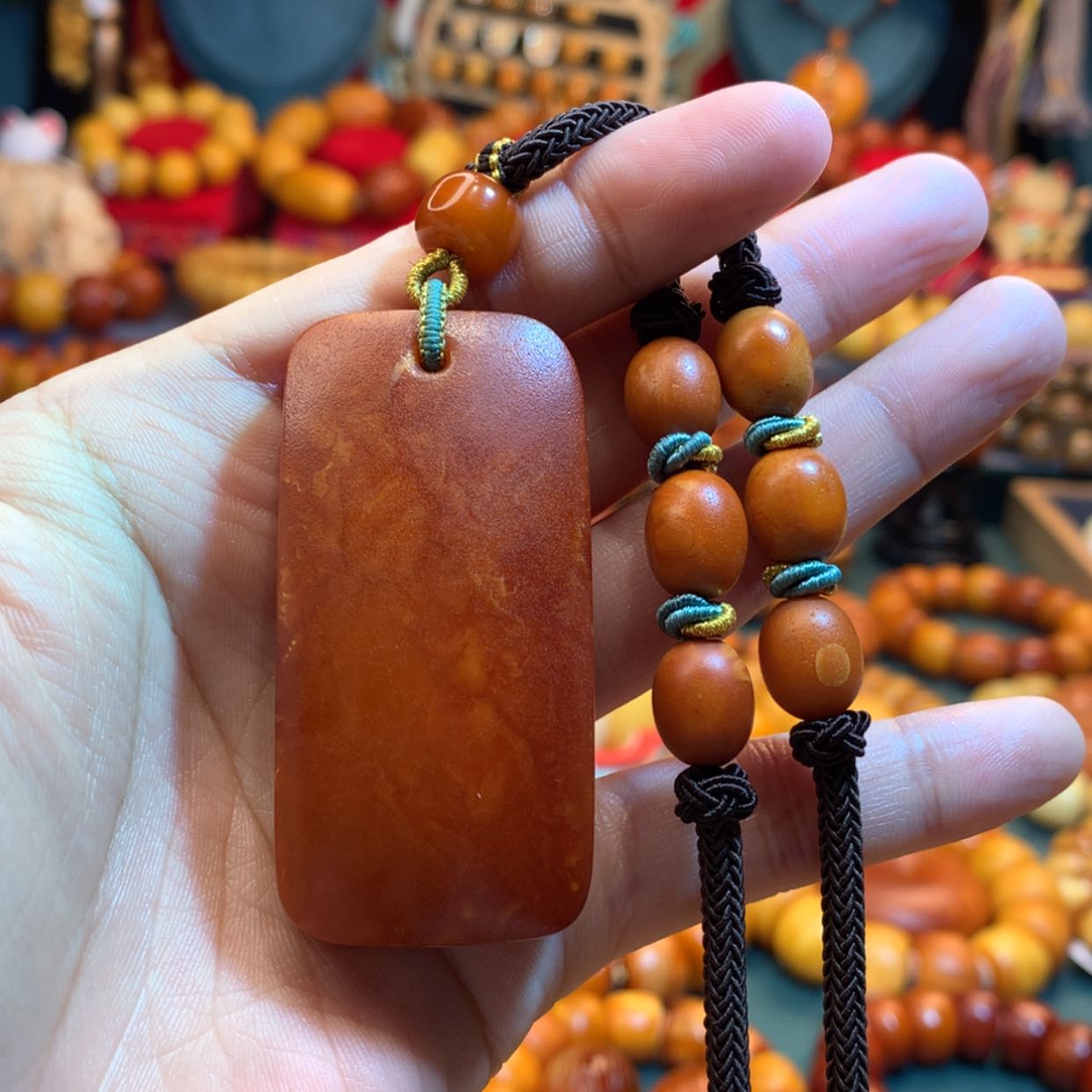 【闪购商品】蜜蜡吊坠(赠链)未镶嵌蜜蜡吊坠