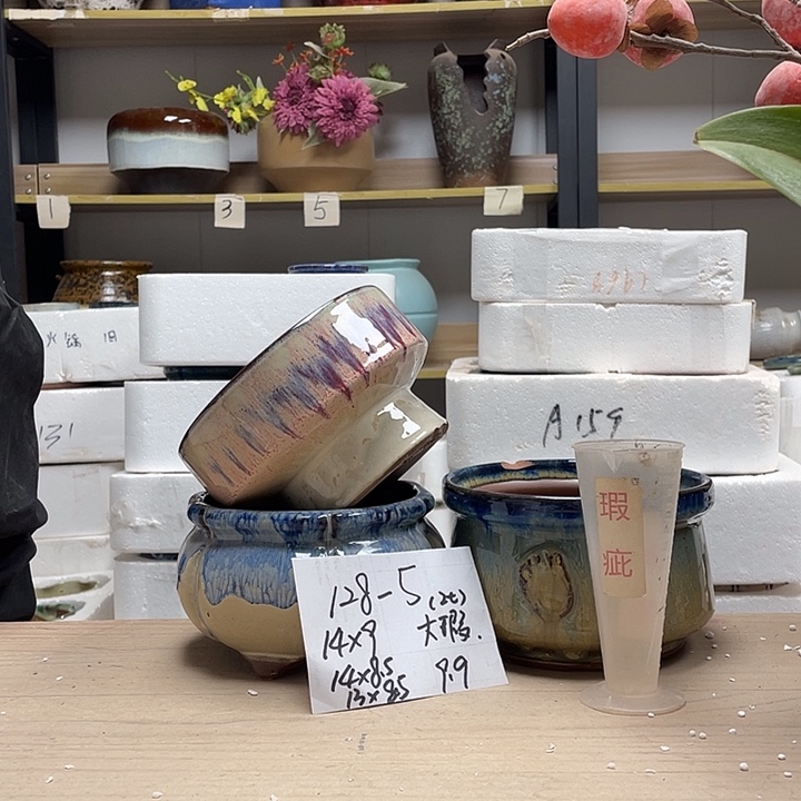 ঞ****粗陶多肉花盆微瑕5