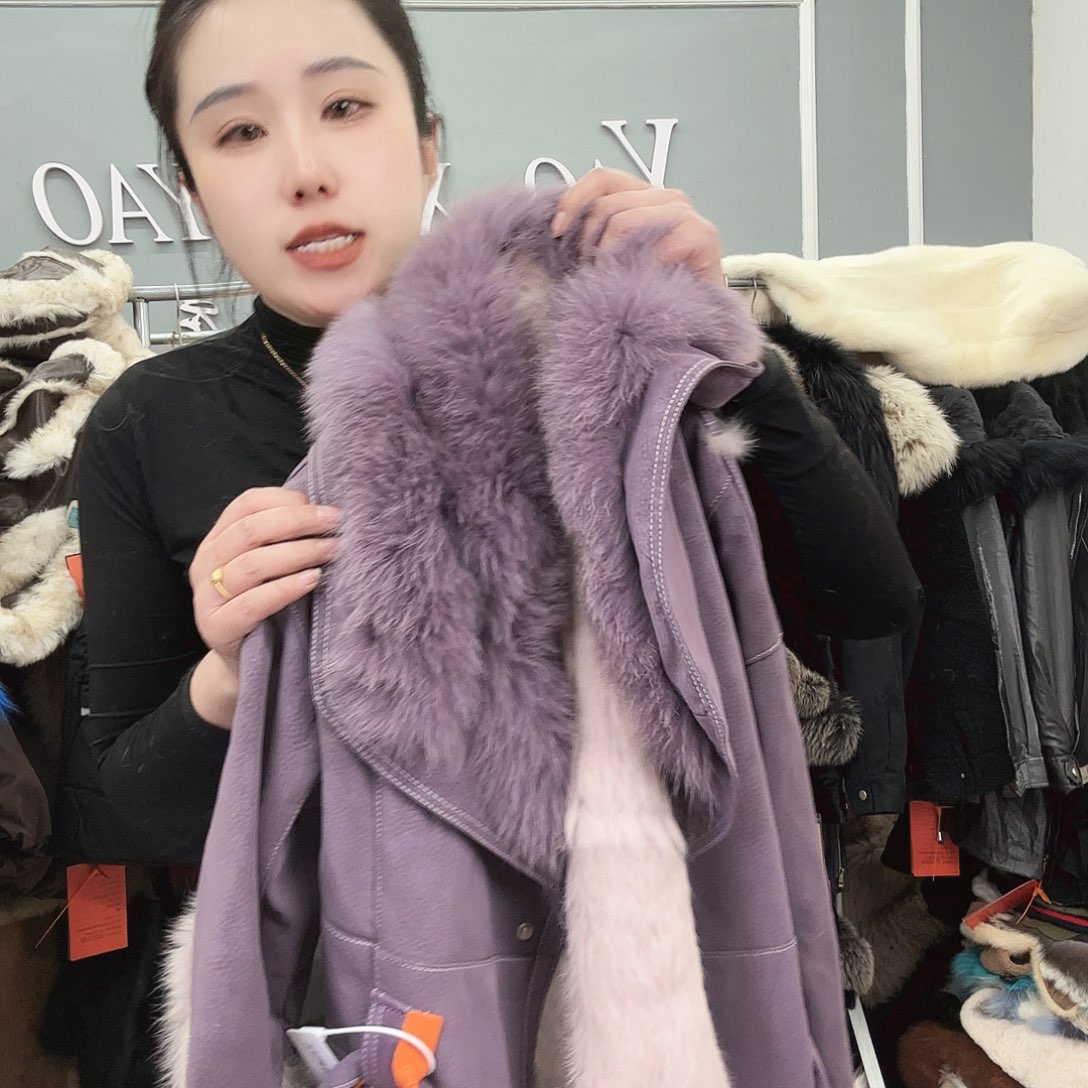 姚小妖家高端皮草