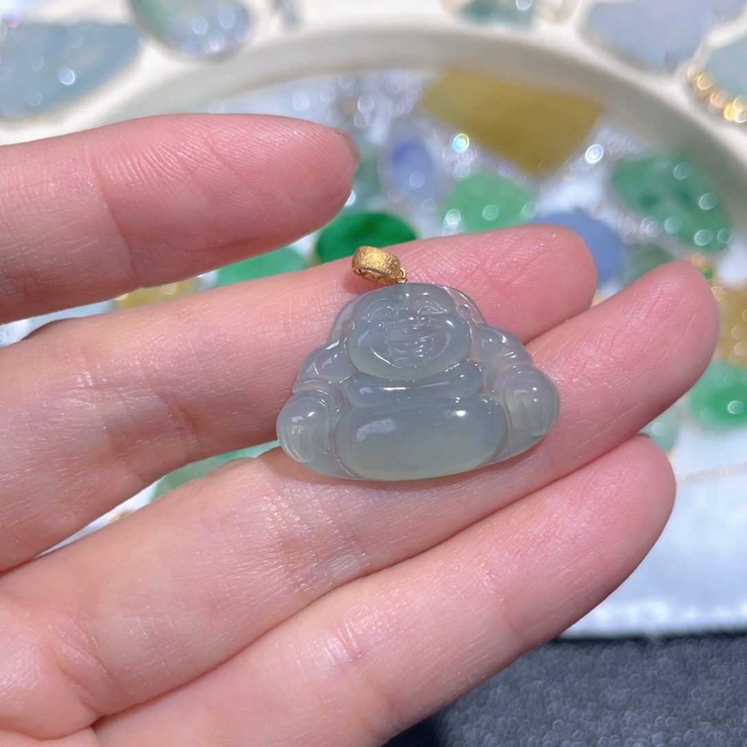 翡翠颈饰18K金镶嵌翡翠