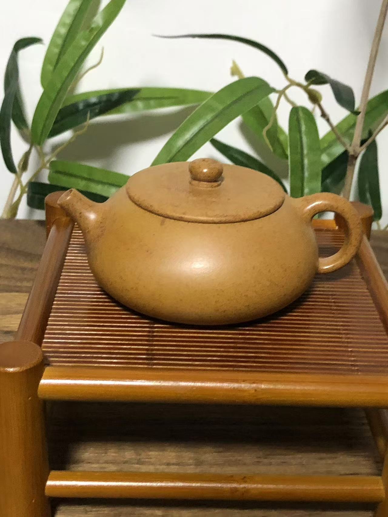 高温柴烧菱花石瓢紫砂壶