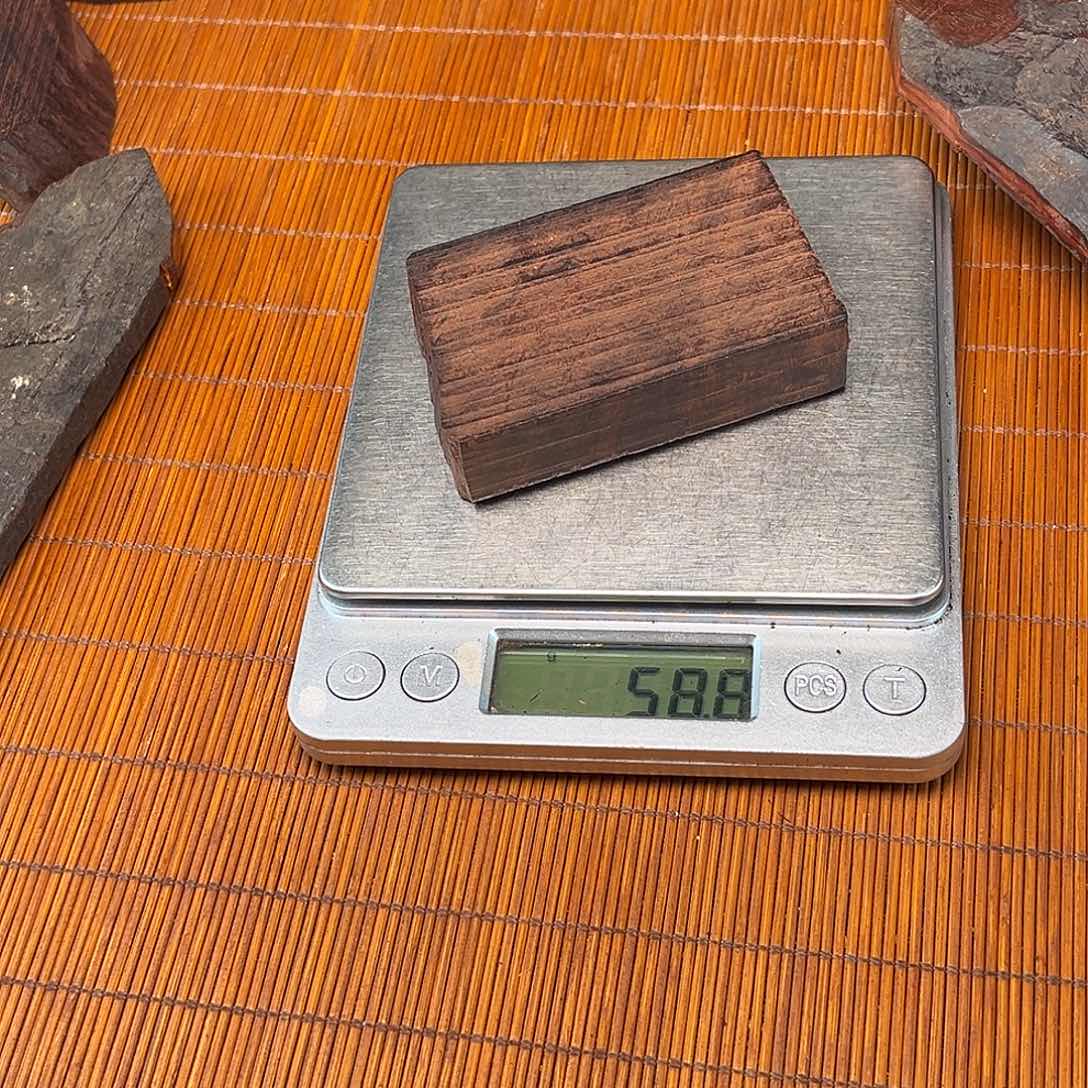 亿****檀香紫檀（小叶紫檀）料子0.5