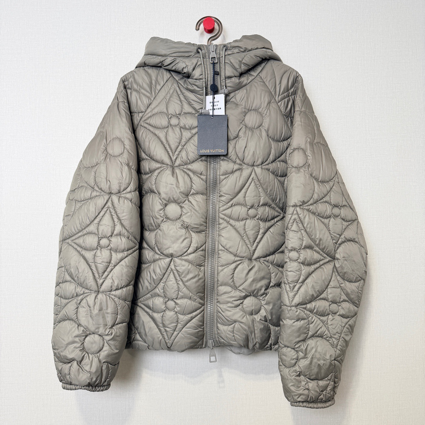 未使用 LouisVuitton/路易威登 灰色大三花羽绒服/50/编号12021