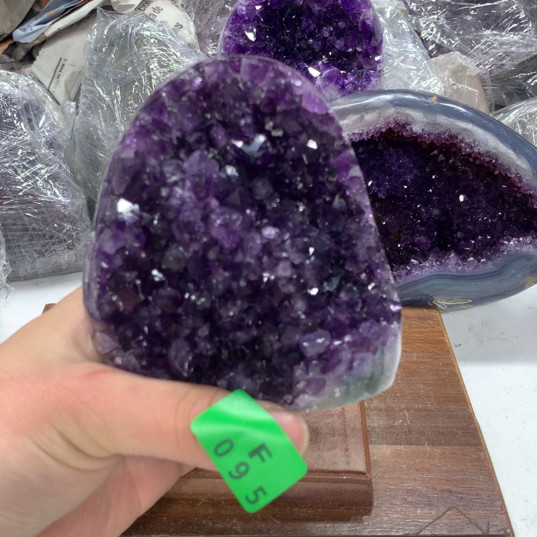 水晶大型摆件（非配饰）未镶嵌