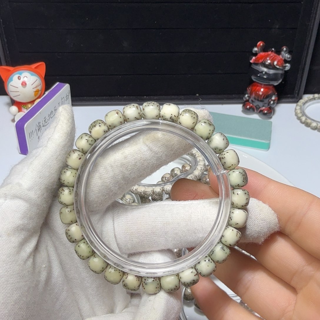 星月菩提手串河豚