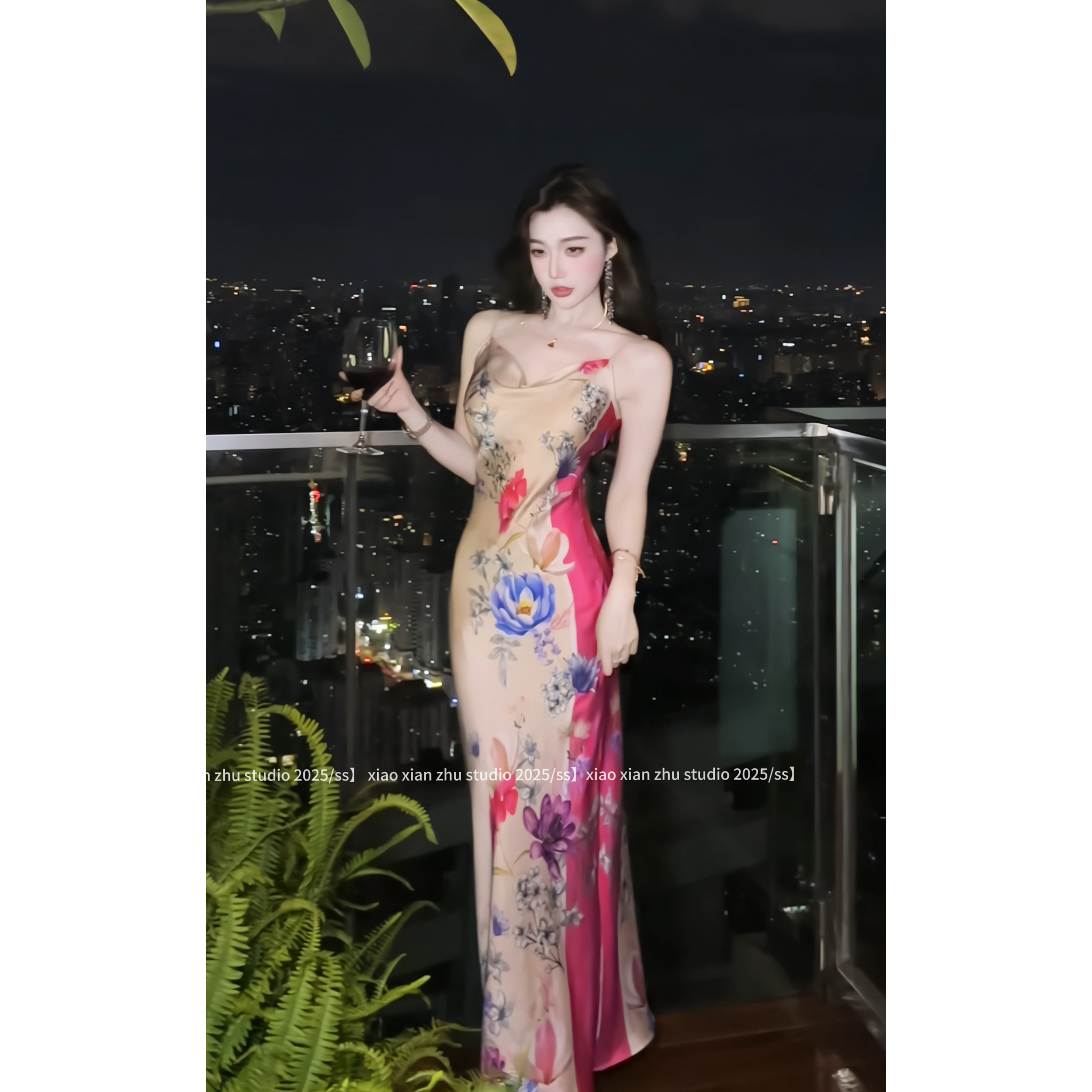 XXZHU【现货】「媚骨天成」轻奢缎面定位印花吊带连衣裙ZZ-897