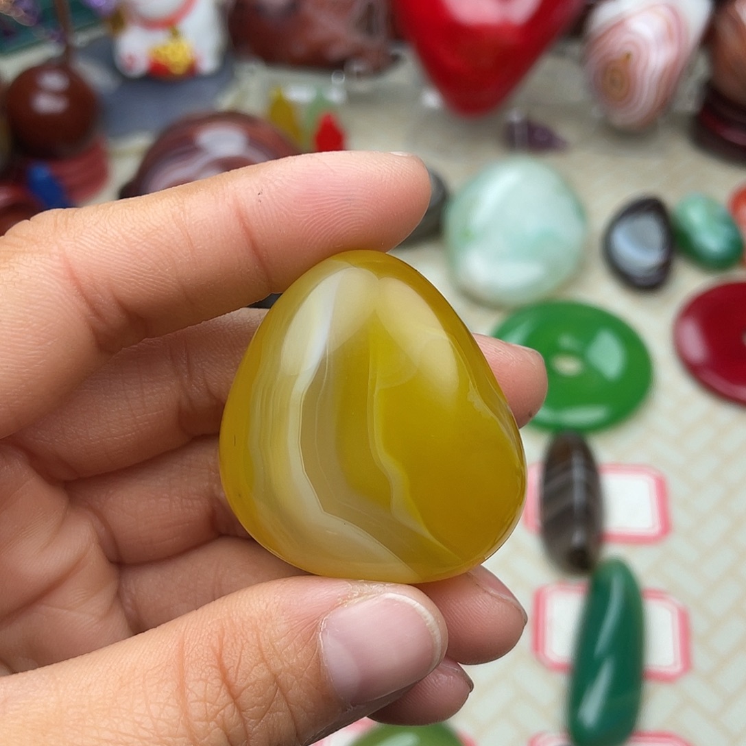 豆***粑玛瑙/玉髓合金颈饰