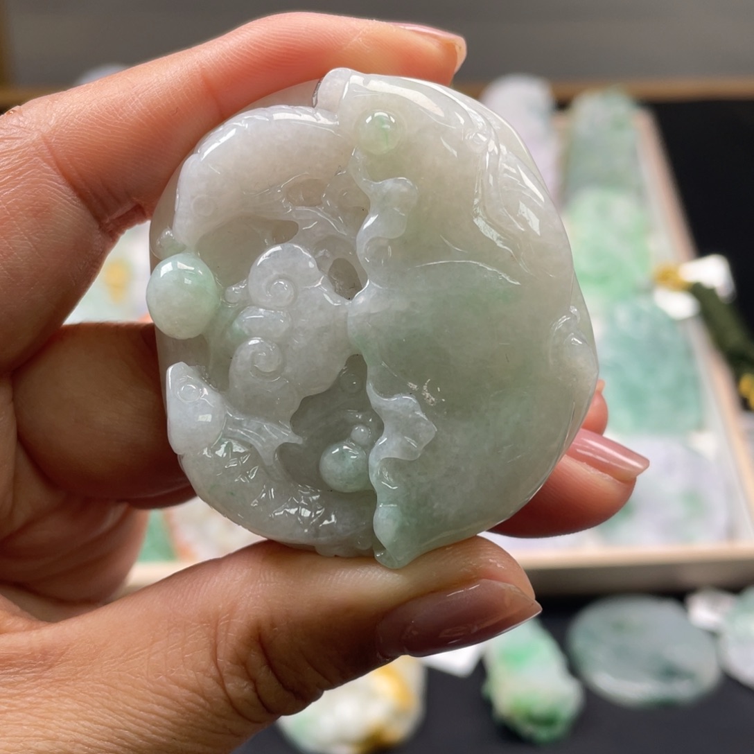 翡翠吊坠(不含链)未镶嵌