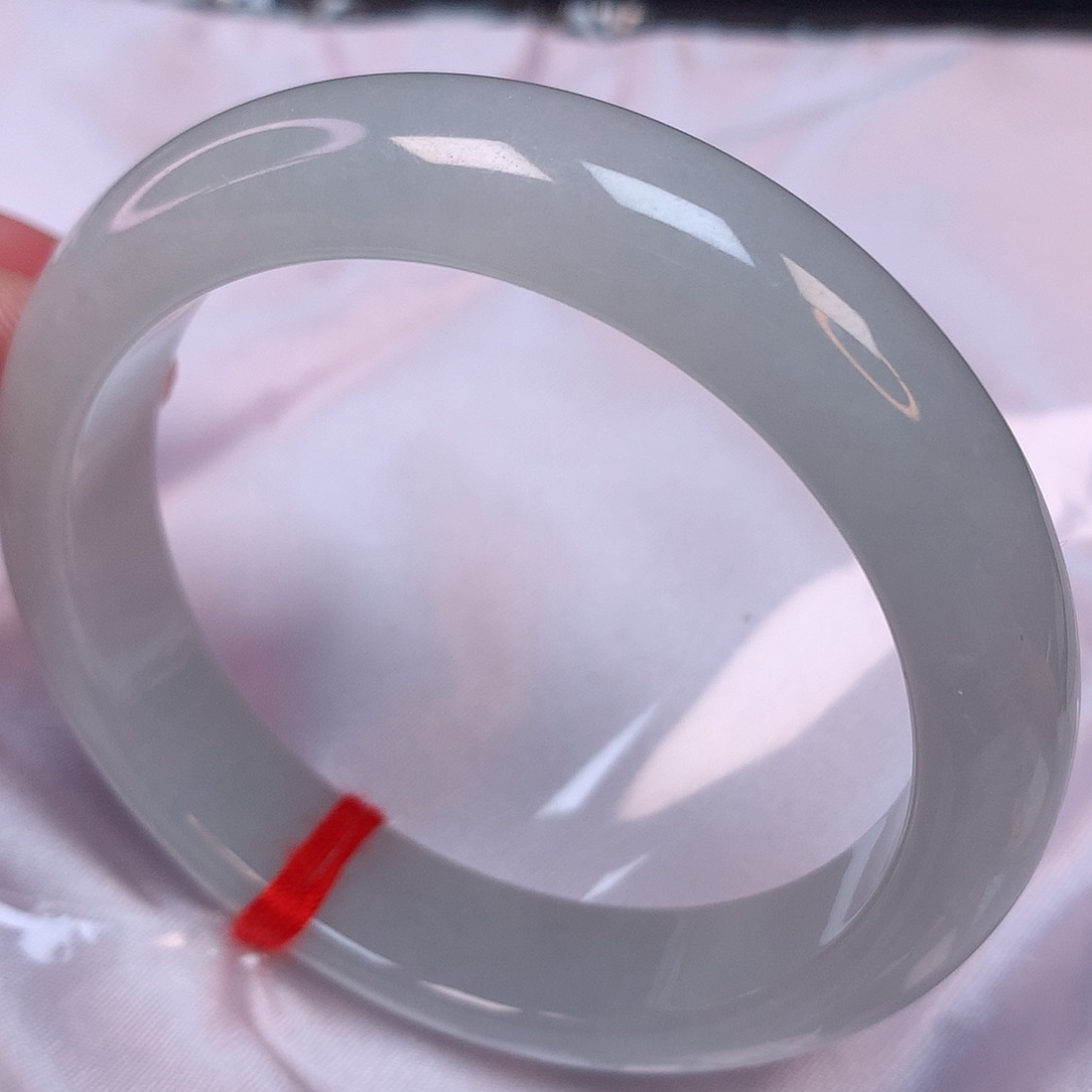 翡翠手镯未镶嵌57+ 翡翠手镯