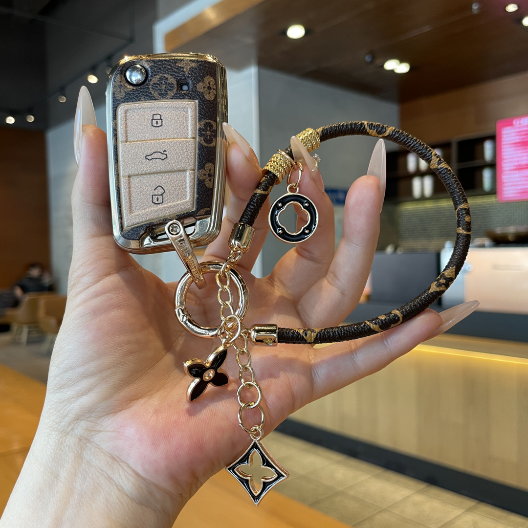 用于宝马钥匙奥迪奔驰大众钥匙扣挂绳复古老花款包包挂件装饰品