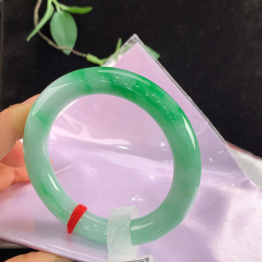 翡翠手镯未镶嵌111-0025