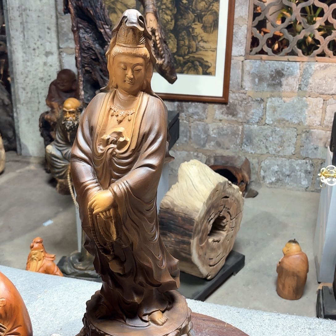 香樟木?****?香樟木雕观音