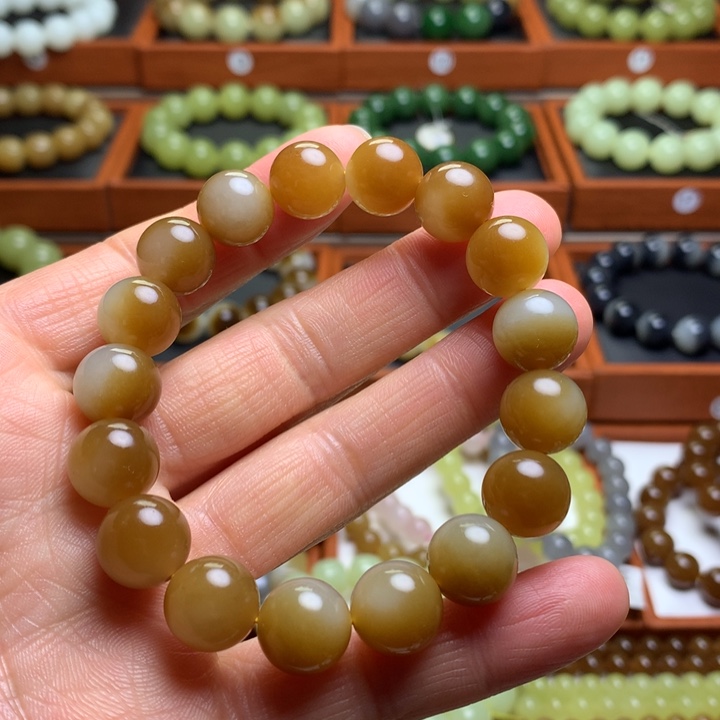 和田玉手串未镶嵌