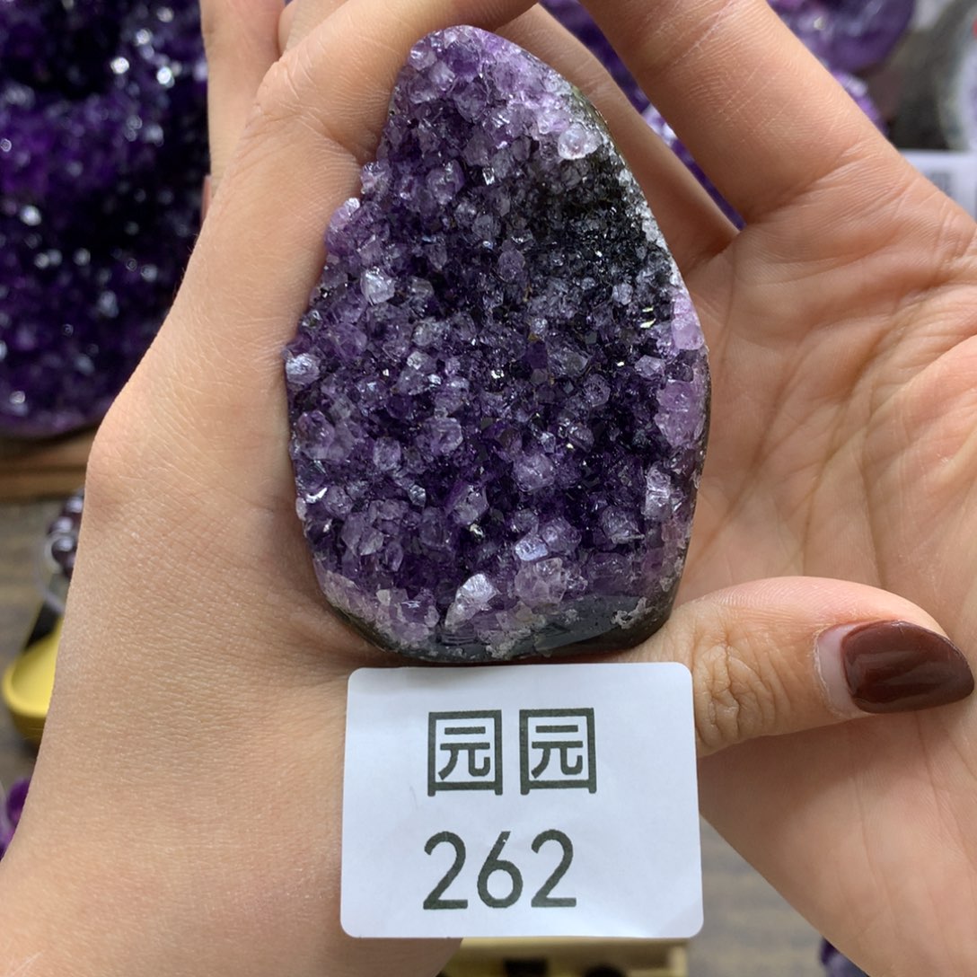 紫晶大型摆件（非配饰）未镶嵌